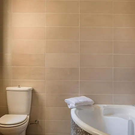Villa Eucalyptus Apartments Menta *