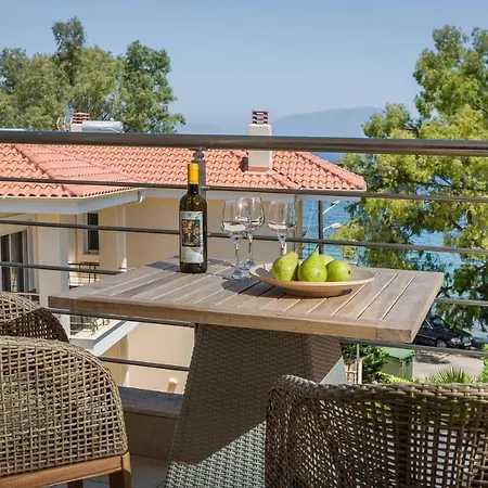 Villa Eucalyptus Apartments Menta Karavomylos