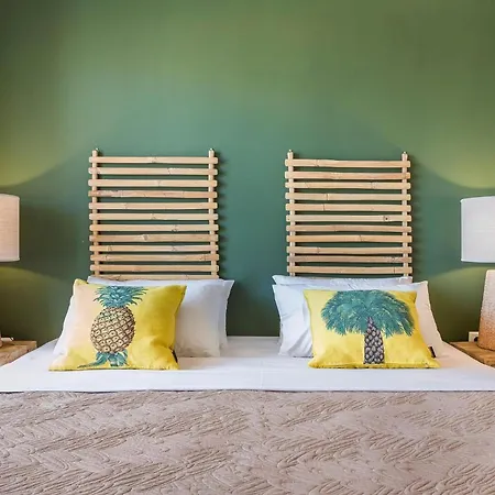 Eucalyptus Apartments Menta Villa Karavomylos